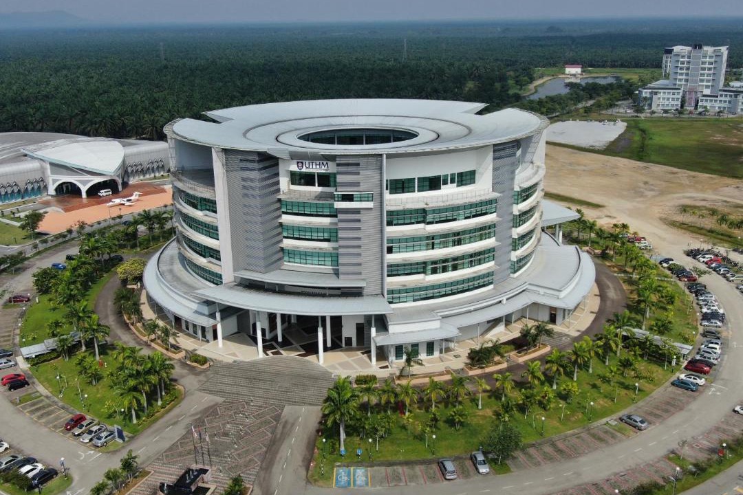 Photo of Buildings in Parit Raja