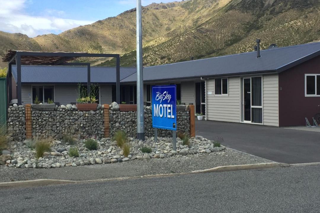 Photo of Others in Omarama