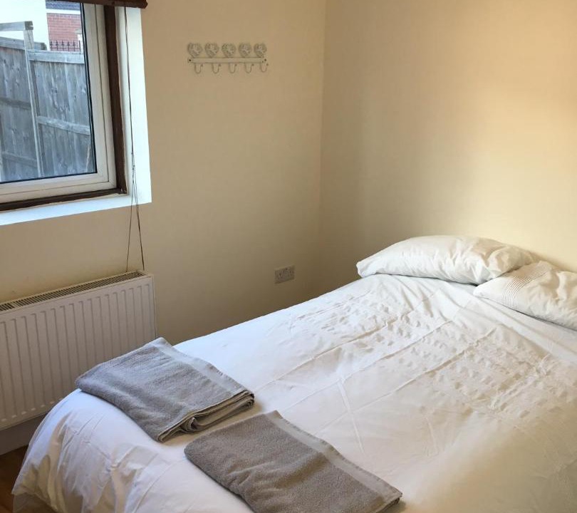Photo of Bedroom in North Acton