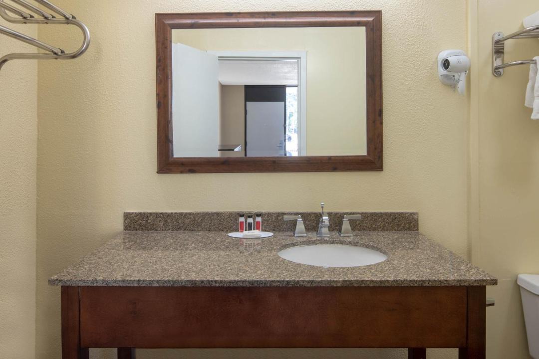 Photo of Bathroom in Richmond Hill