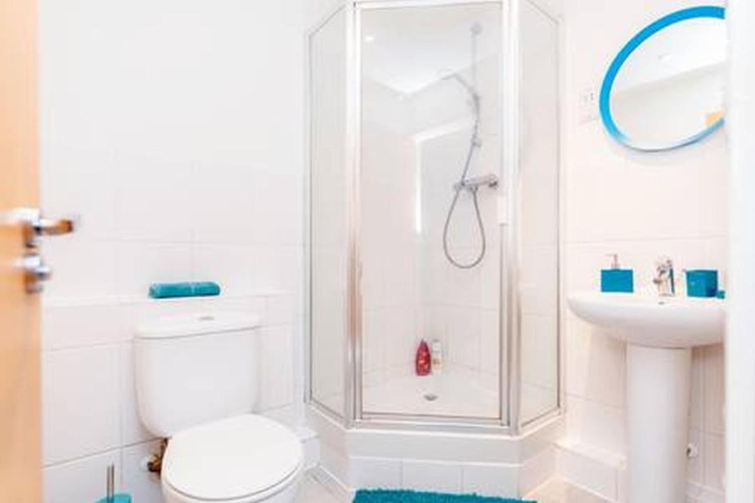 Photo of Bathroom in Shadwell