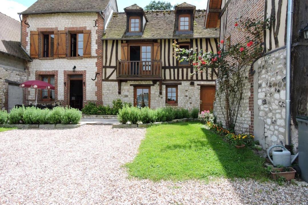 Photo of Others in Les Damps