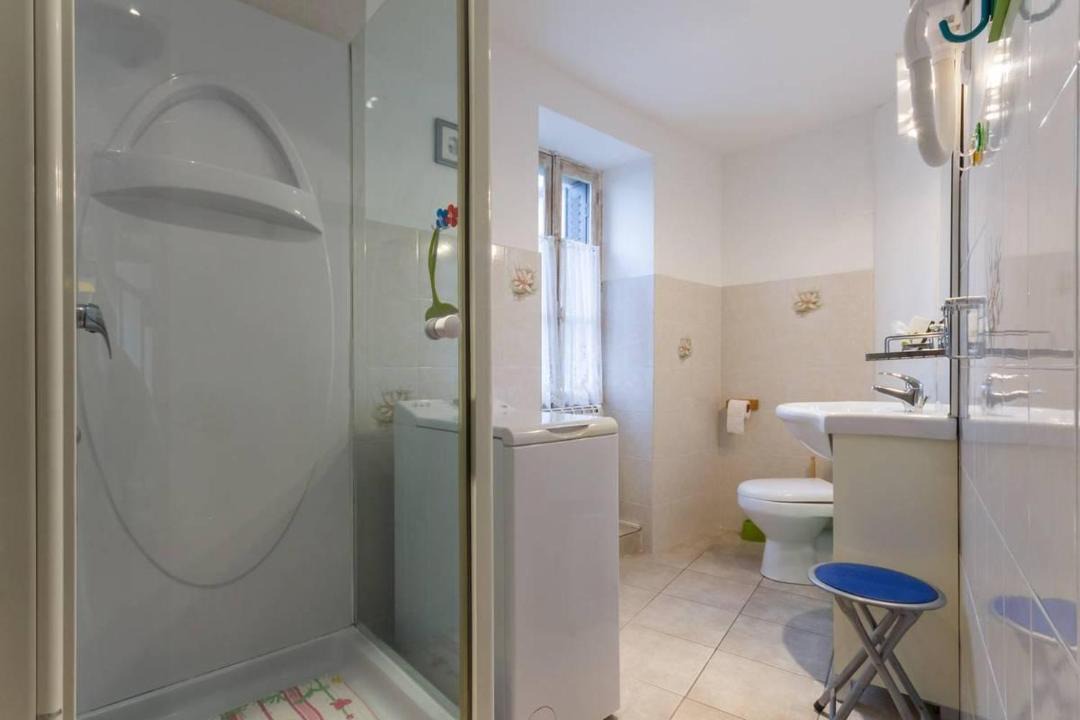 Photo of Bathroom in Saint-Pereuse