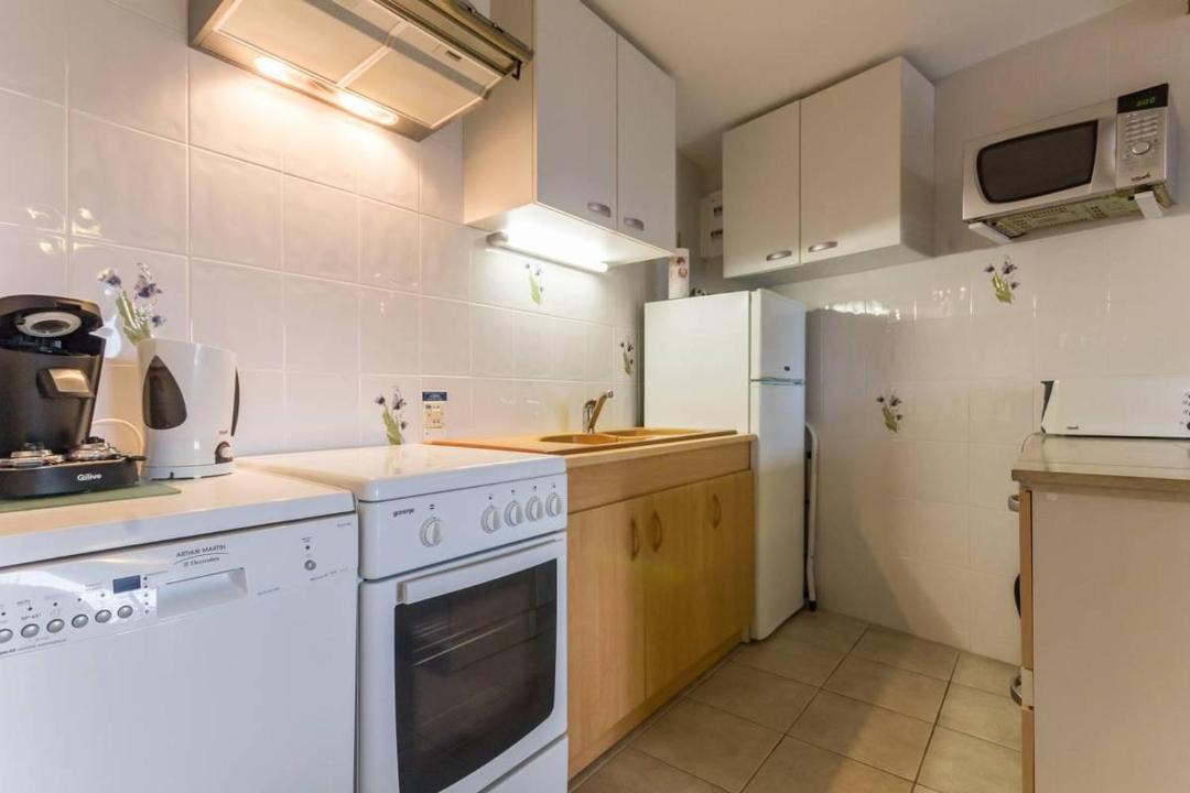 Photo of Kitchen in Saint-Pereuse