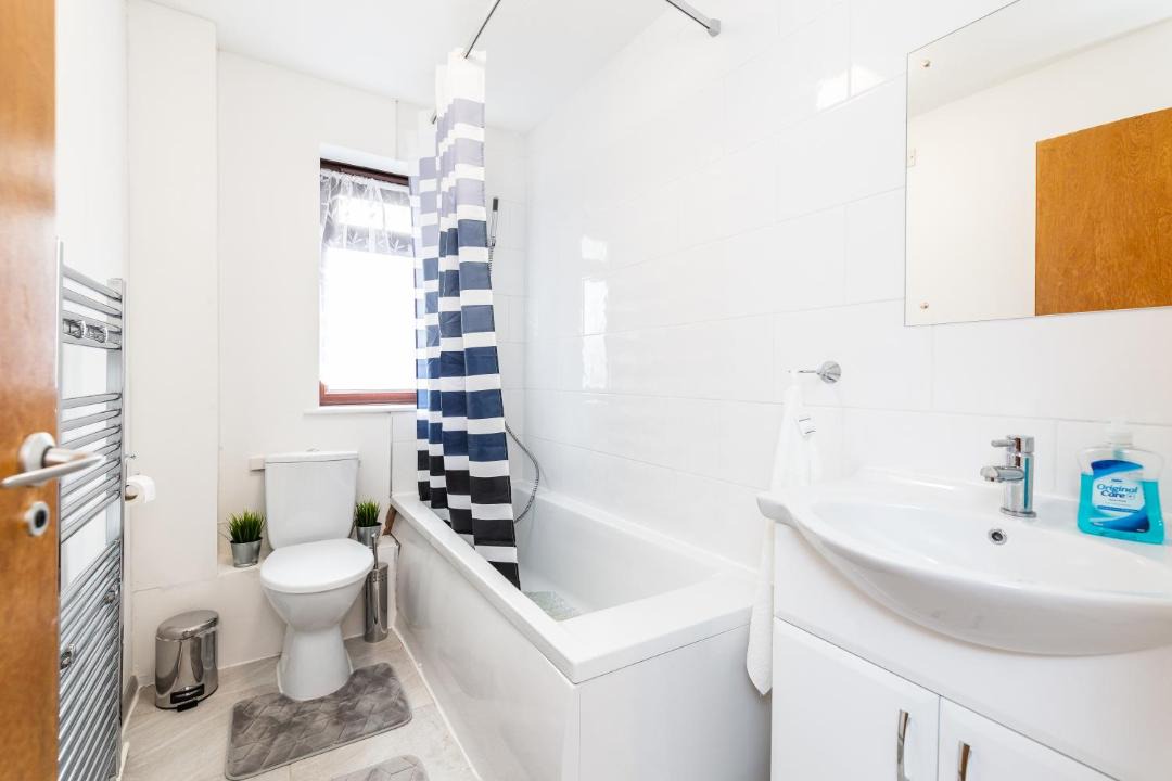 Photo of Bathroom in Becontree
