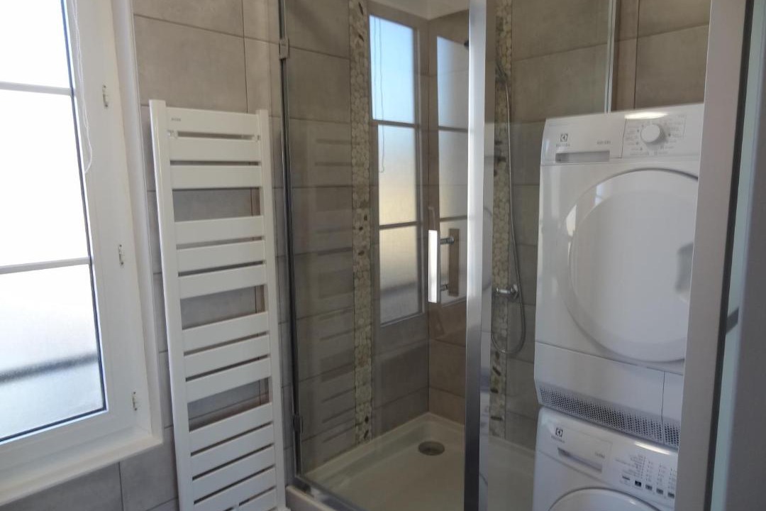 Photo of Bathroom in Cote Ouest Ormeaux