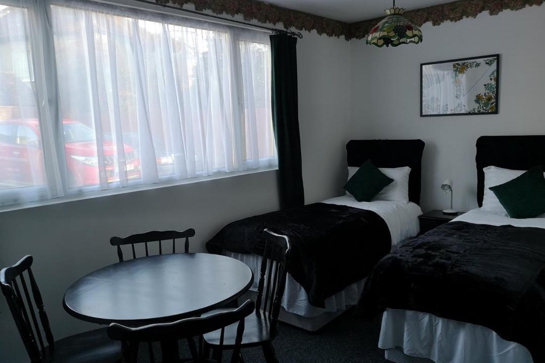 Photo of Others in Pettits