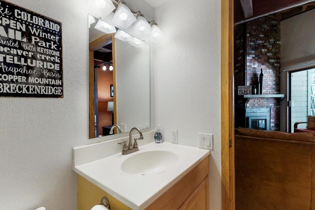Photo of Bathroom in Wildernest