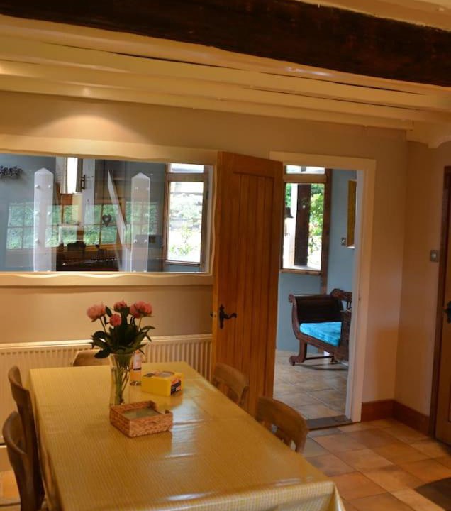 Photo of Kitchen in Wixford