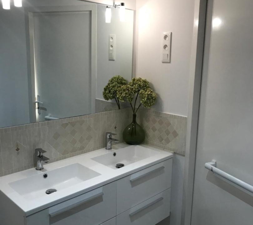 Photo of Bathroom in Centre Historique