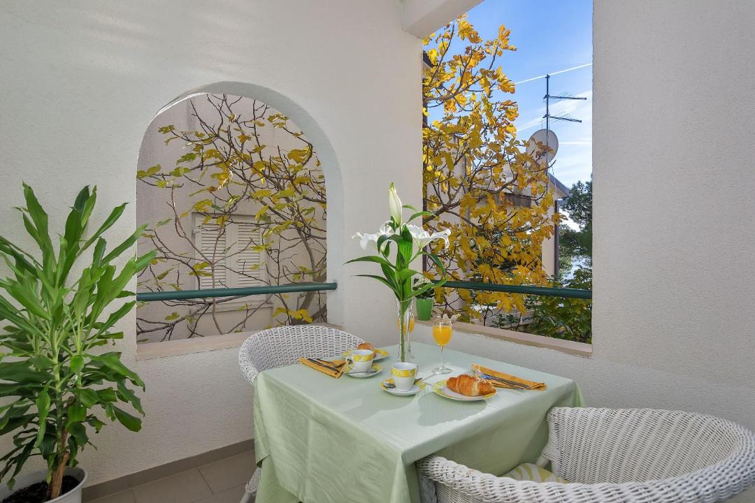 Photo of Patio Balcony in Bratus