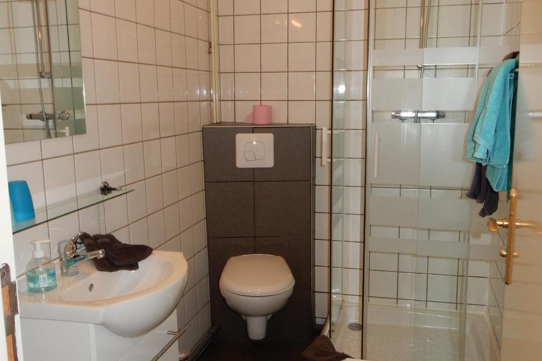 Photo of Bathroom in Epiry