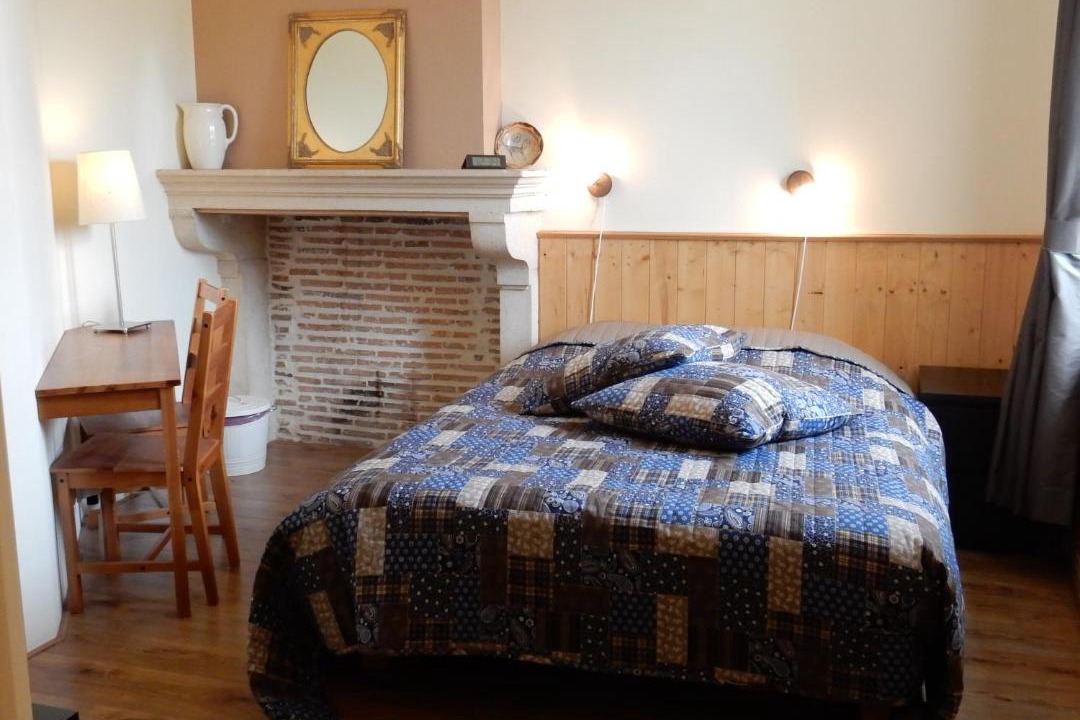 Photo of Bedroom in Epiry