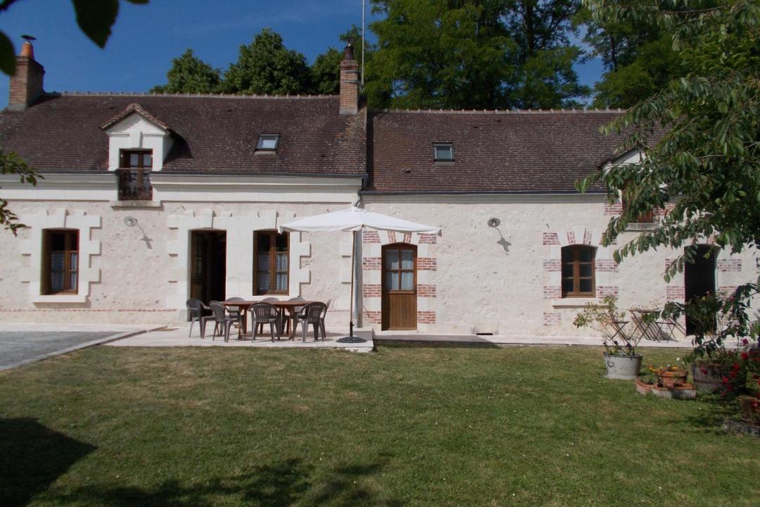 Photo of Others in Veuil