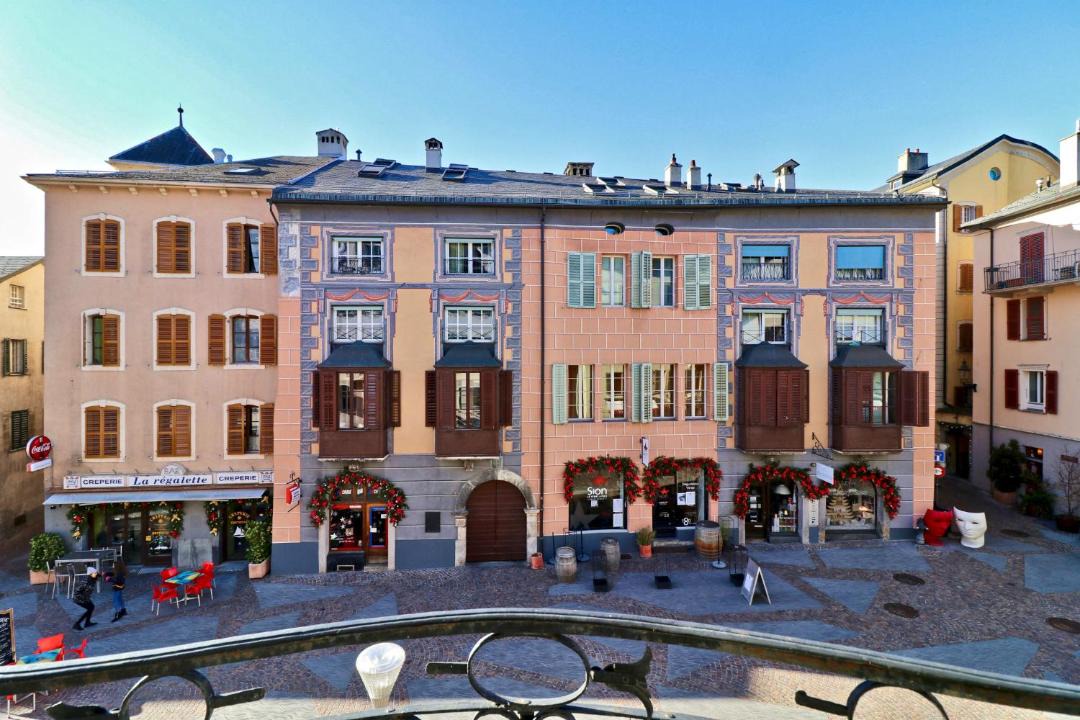 Photo of Others in Sion