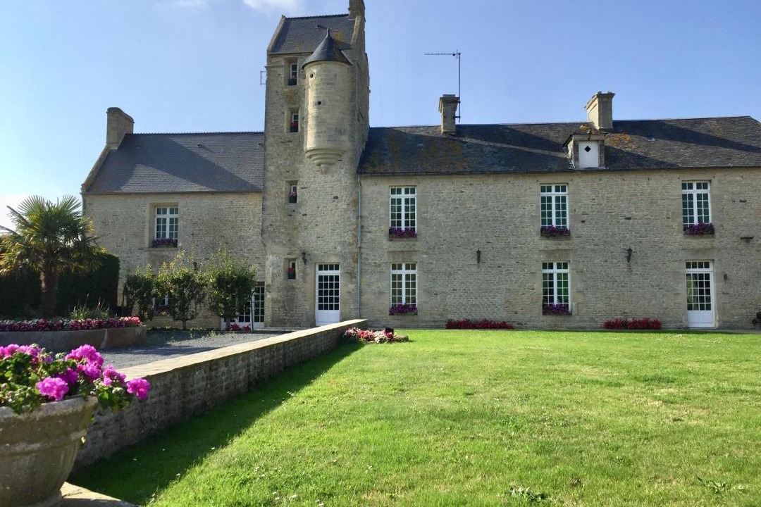 Photo of Others in Longues-sur-Mer