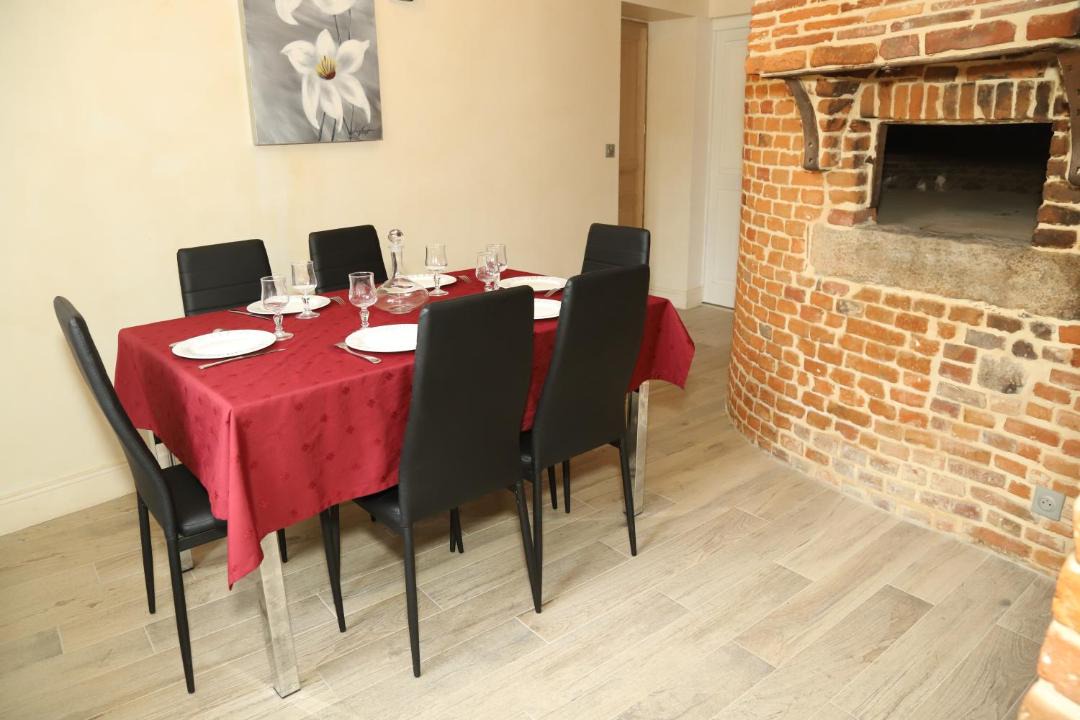 Photo of Kitchen in Courcelles-sous-Moyencourt