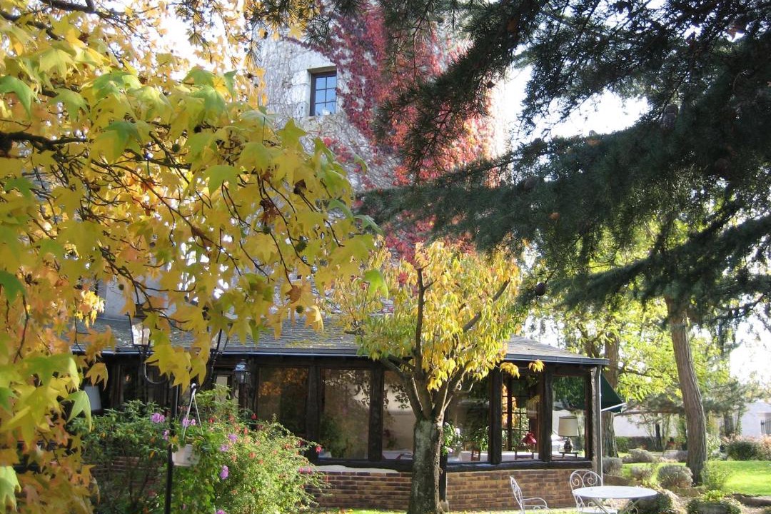 Photo of Others in La Chaussee-Saint-Victor