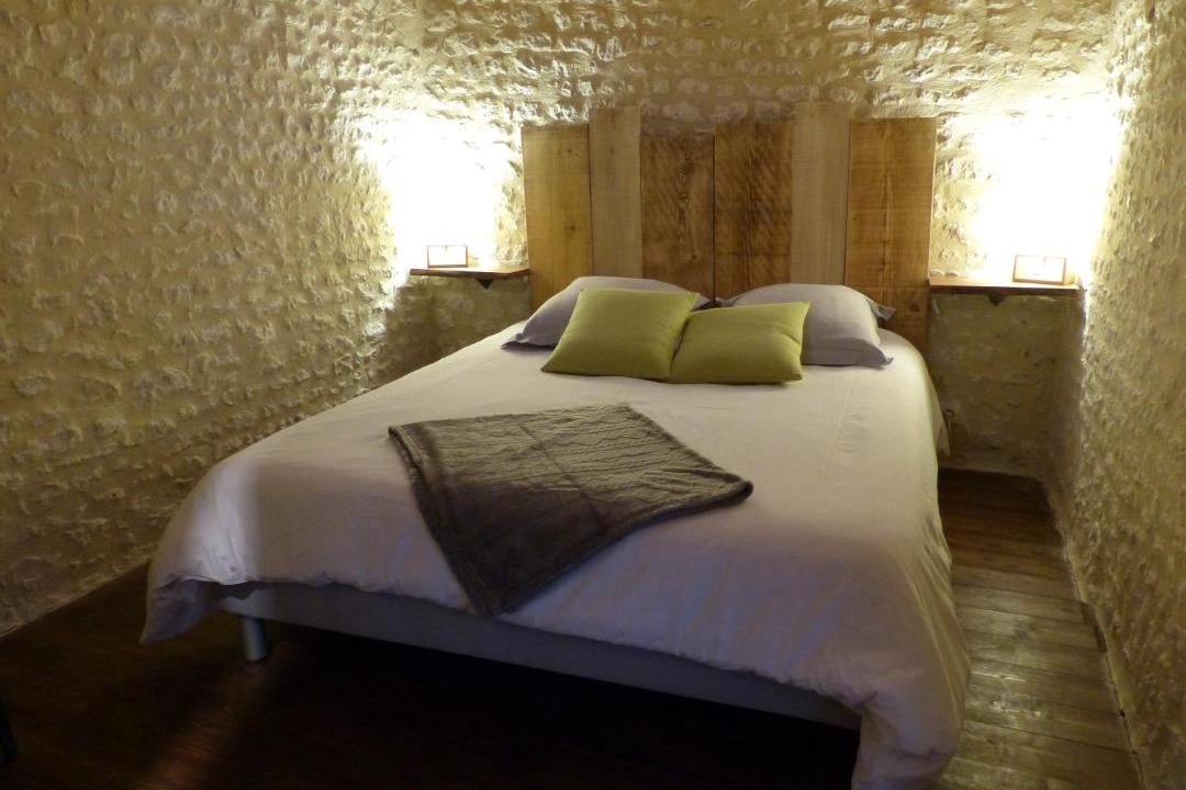 Photo of Others in Montils