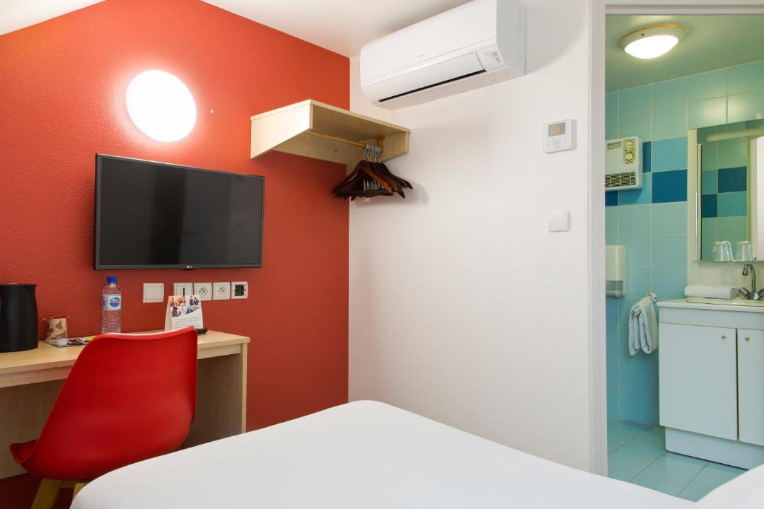 Photo of Others in Etampes