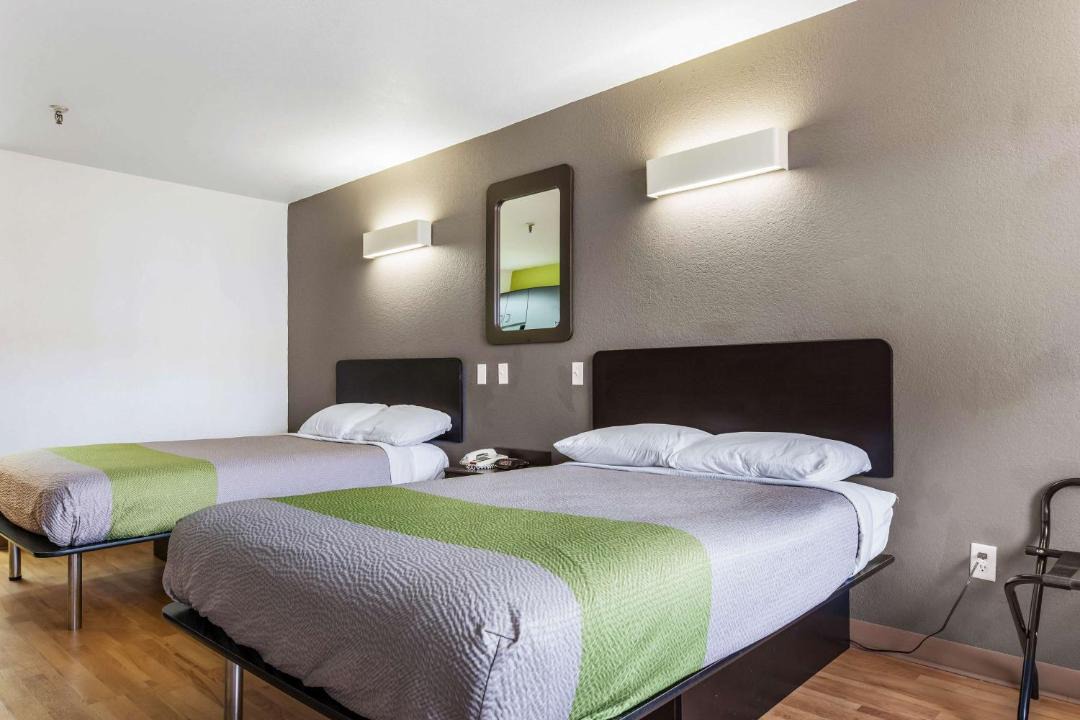 Photo of Bedroom in Alexandria