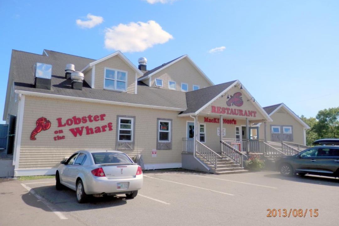 Photo of Buildings in Queens Square