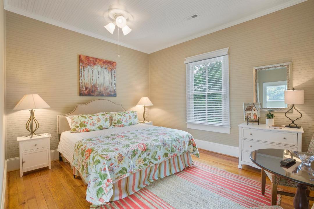 Photo of Bedroom in Pendleton