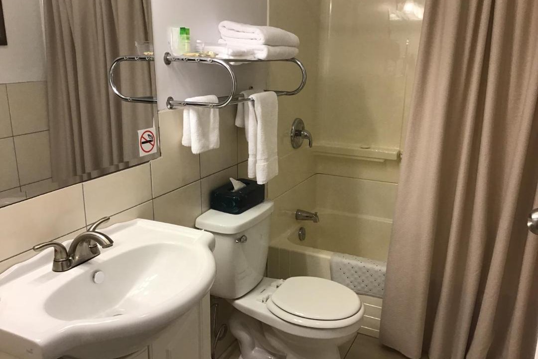 Photo of Bathroom in Montebello
