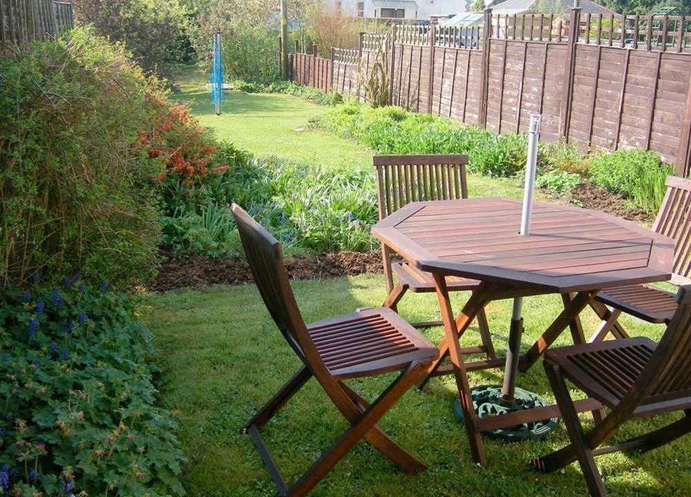 Photo of Others in Evershot