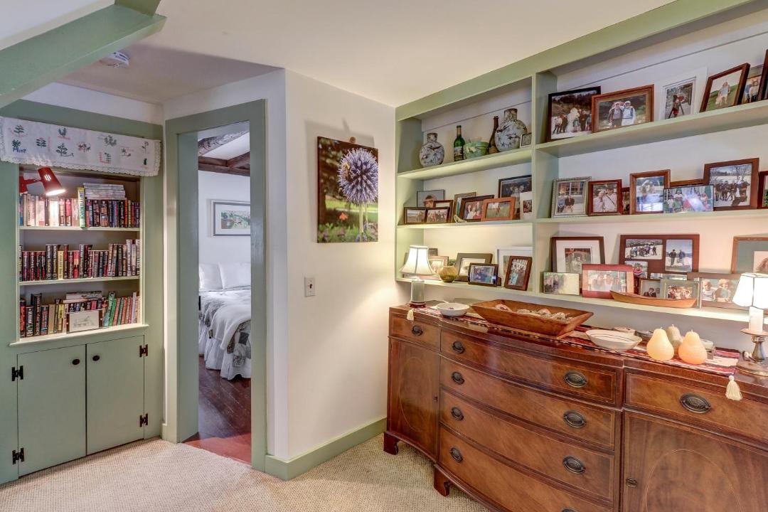 Photo of Others in Belmont