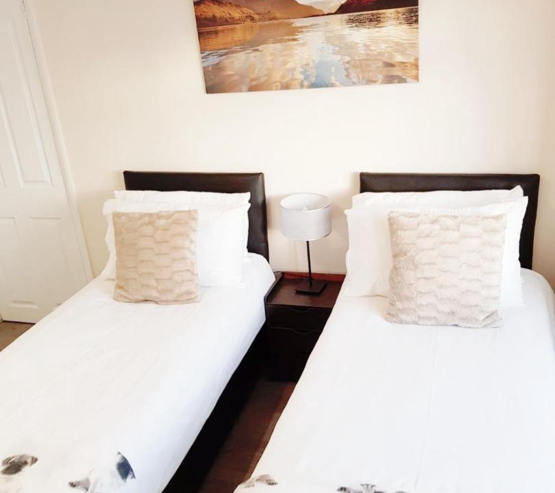 Photo of Others in Upper Edmonton