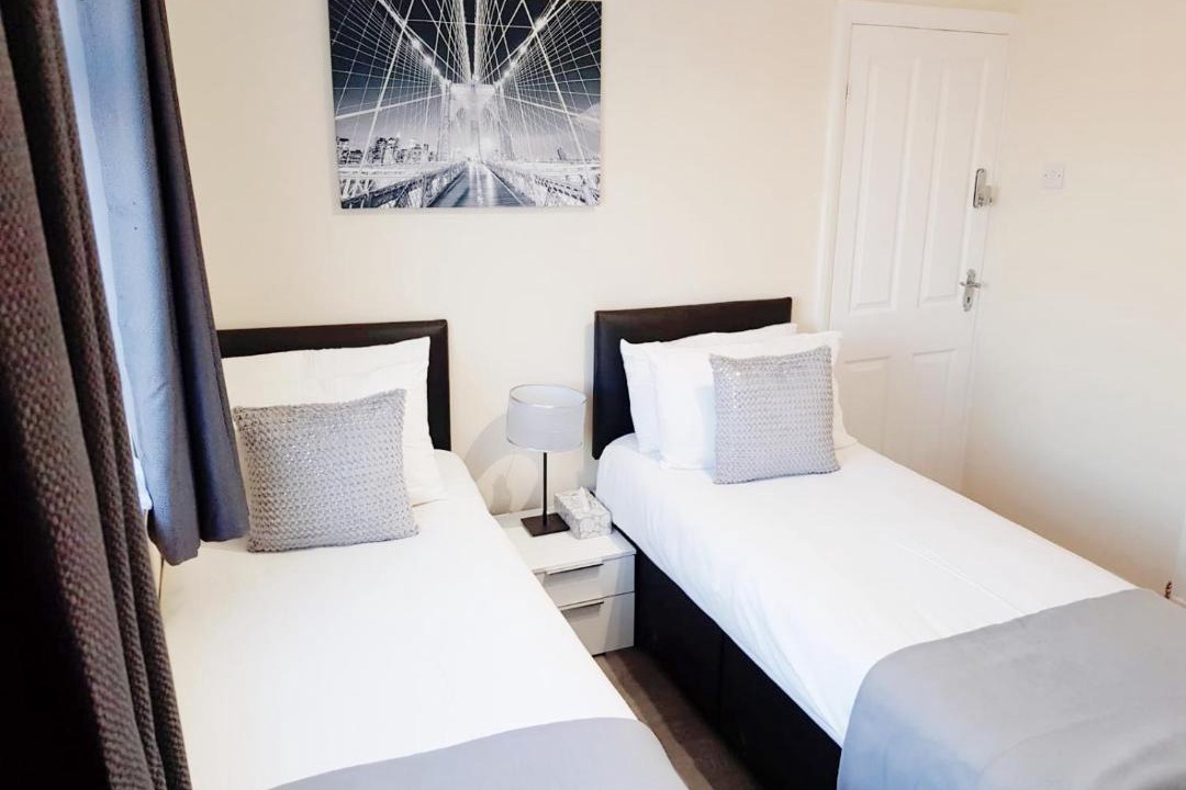 Photo of Others in Upper Edmonton