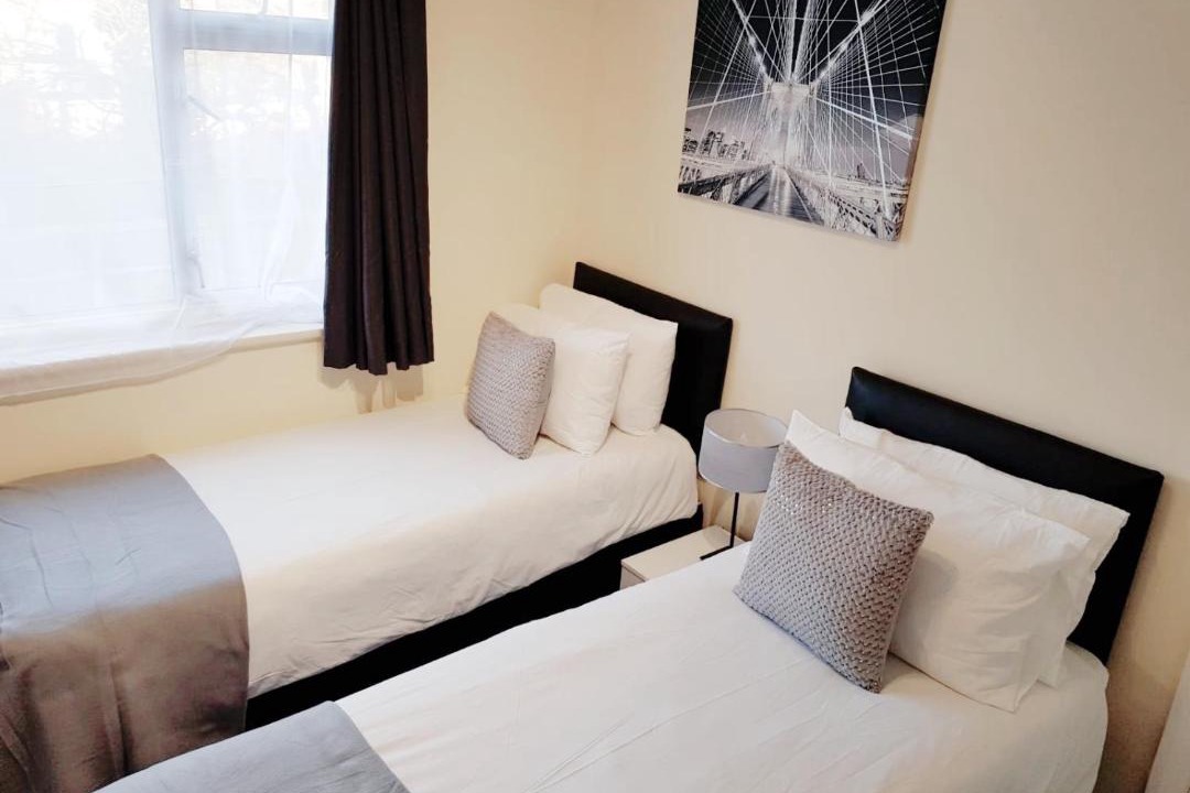 Photo of Others in Upper Edmonton