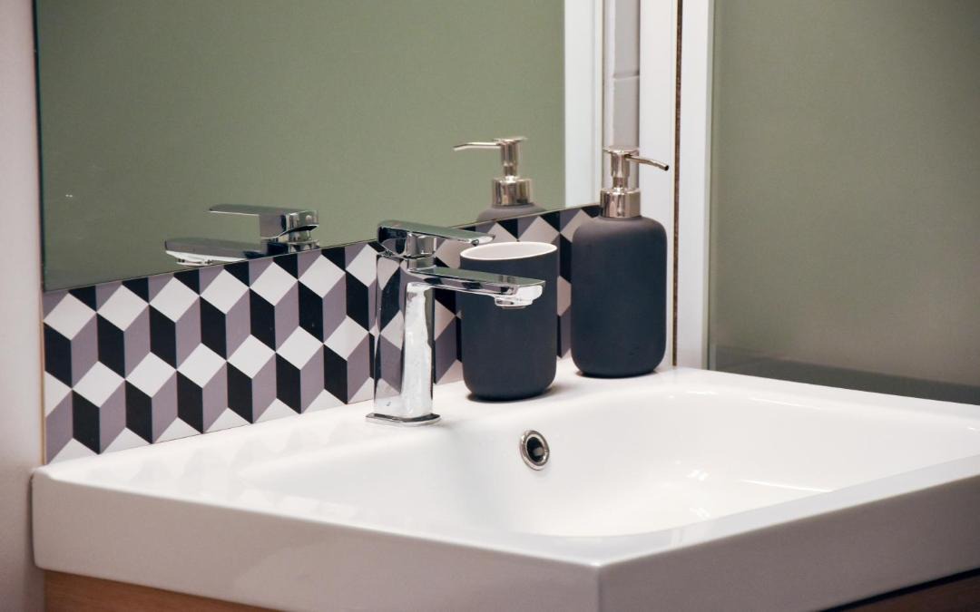 Photo of Bathroom in Elancourt