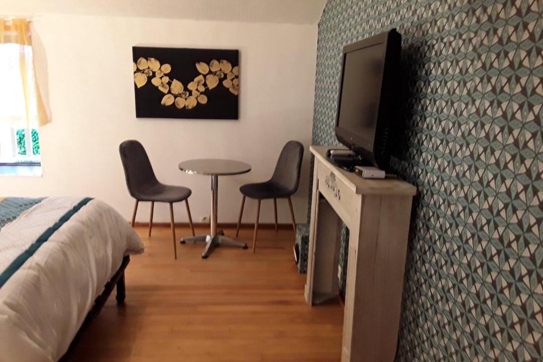 Photo of Others in Doulezon