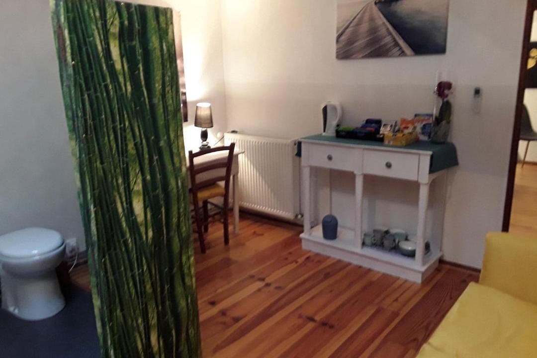 Photo of Others in Doulezon