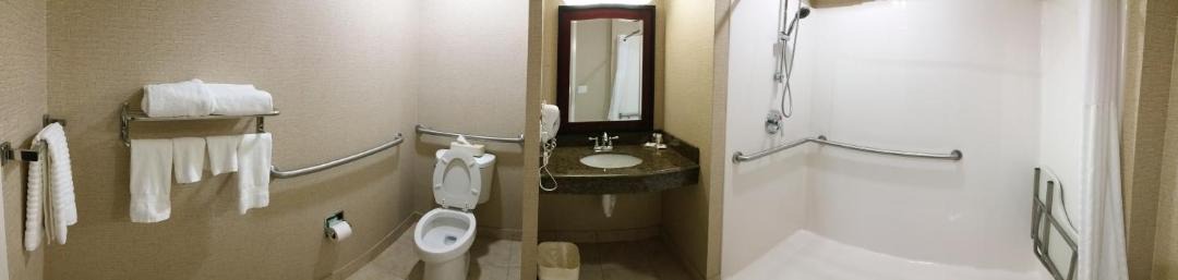 Photo of Bathroom in Corydon