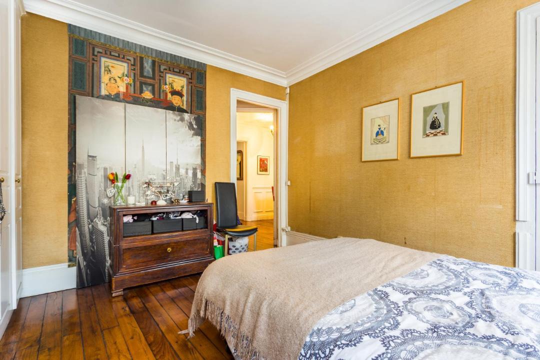 Photo of Bedroom in 4th Arrondissement