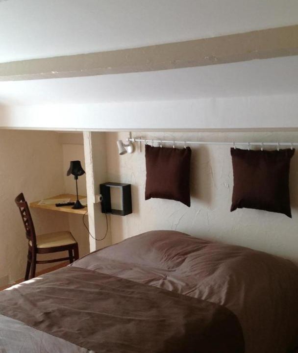 Photo of Others in Nyons