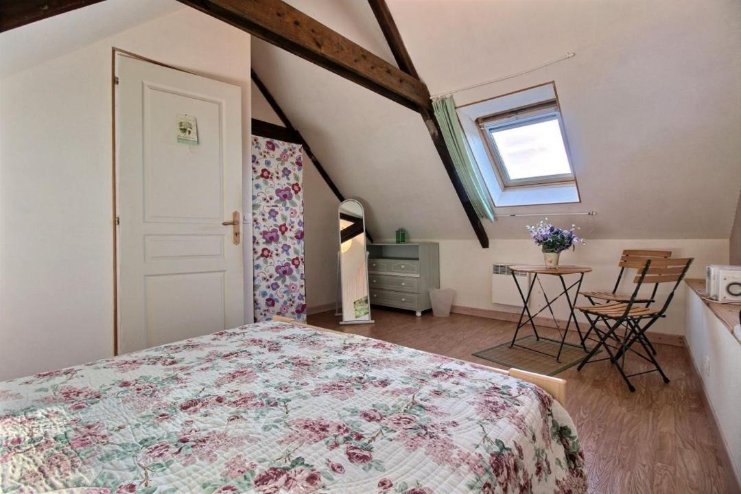 Photo of Bedroom in Plouagat