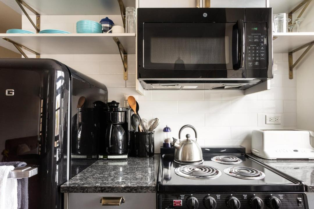 Photo of Others in Uptown