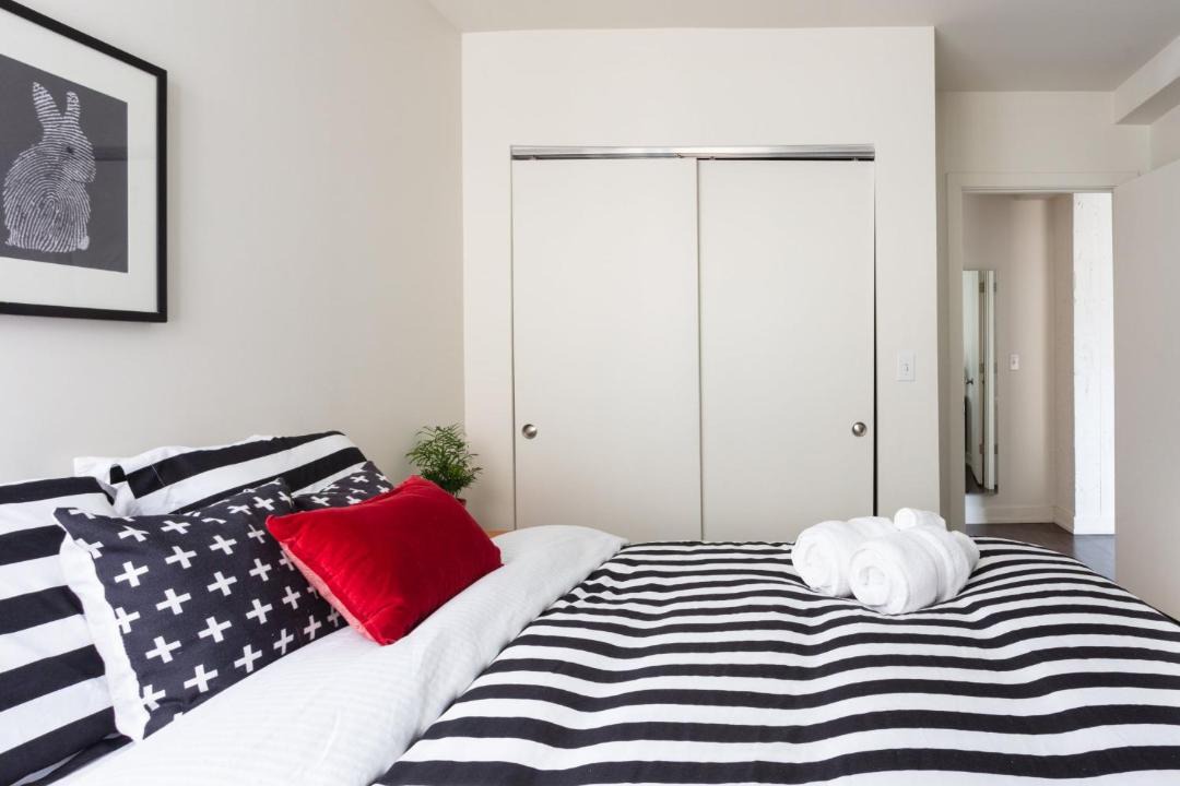 Photo of Others in Uptown