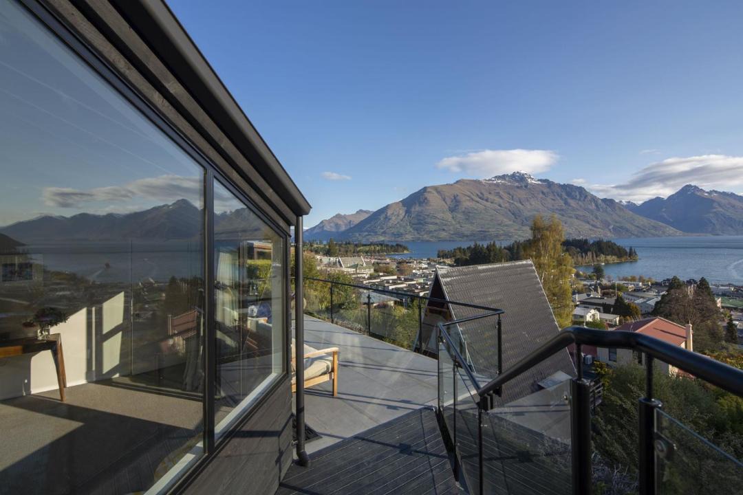 Photo of Patio Balcony in Queenstown City Centre