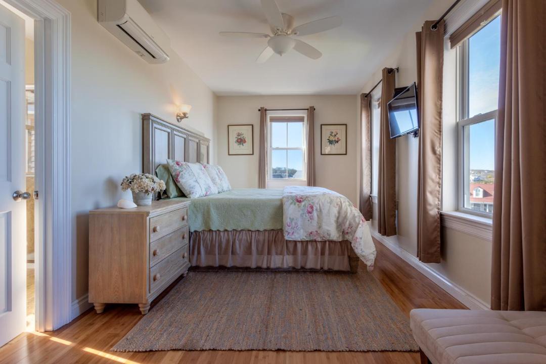 Photo of Others in Block Island