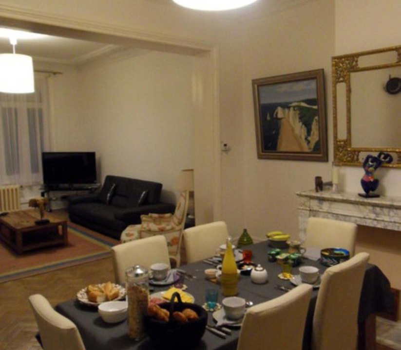 Photo of Livingroom in Lens