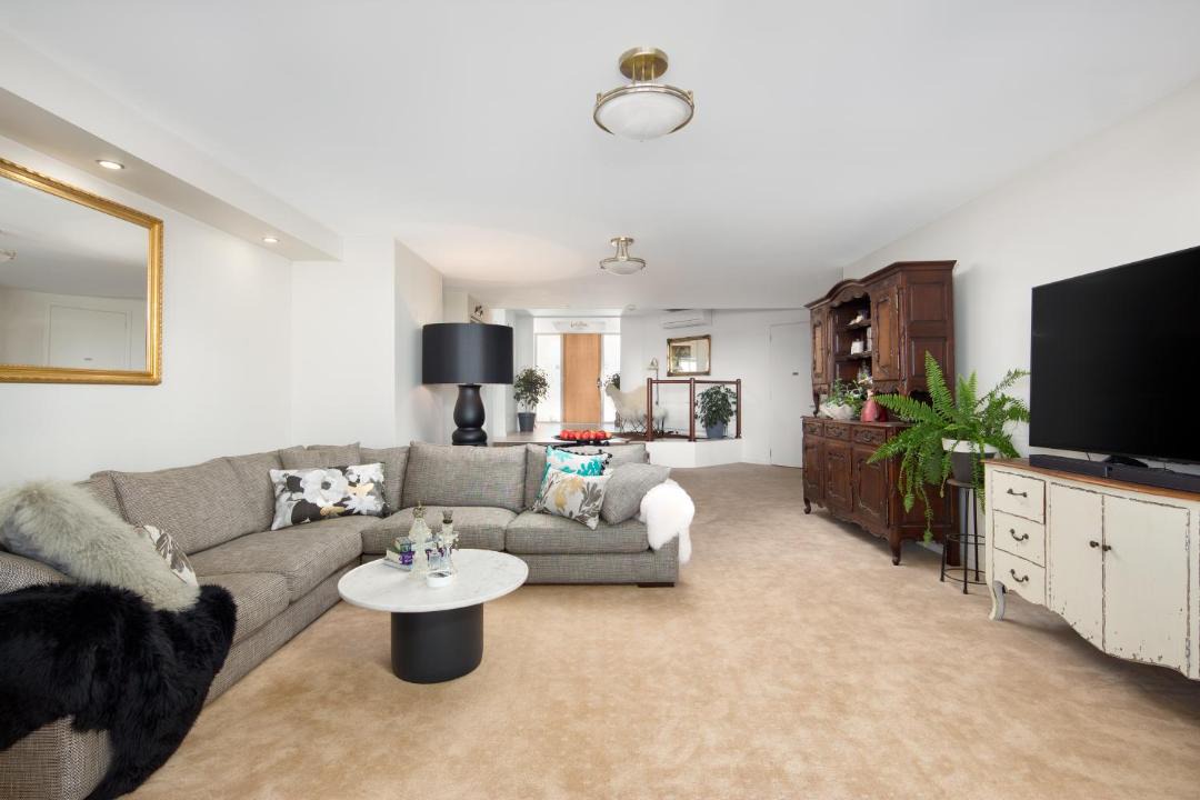 Photo of Others in Rhyll