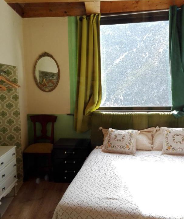 Photo of Bedroom in Llavorsi