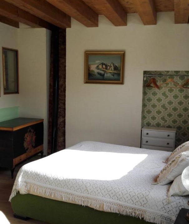 Photo of Bedroom in Llavorsi