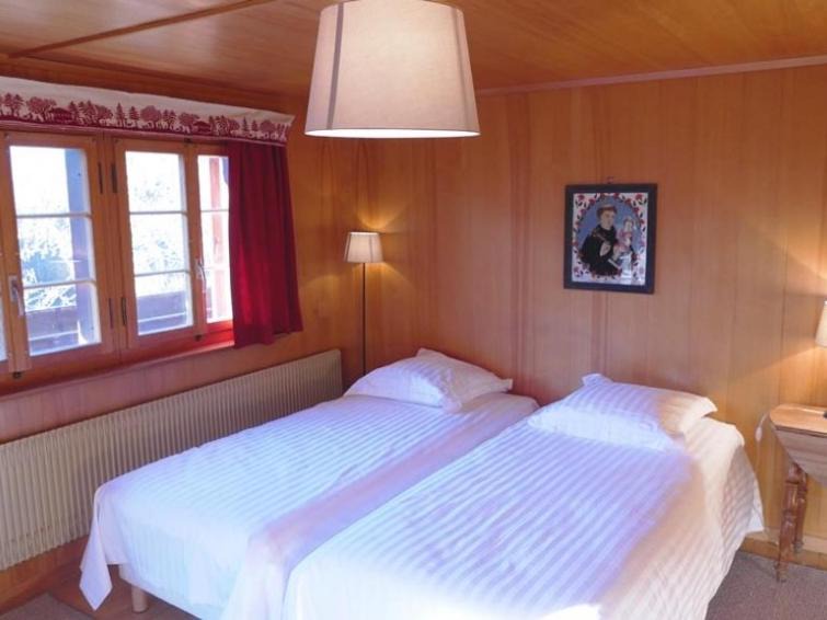 Photo of Bedroom in Zweisimmen Nr Gstaad