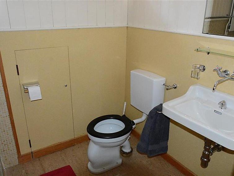 Photo of Bathroom in Zweisimmen Nr Gstaad